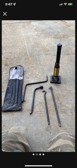 1 Toyota Sequoia  Jack