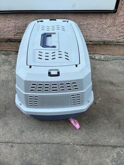 Pet crate cage taxi