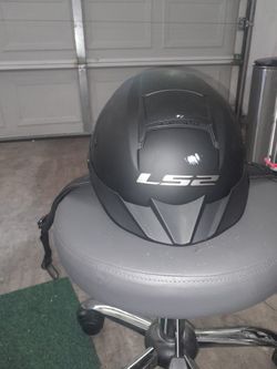 LS2 Rebellion Motorcycle/ebike Helmet