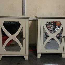 2 end table cabinets 