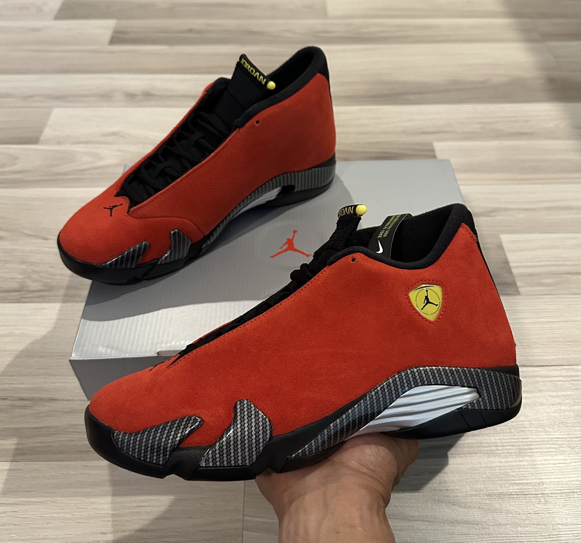 Air Jordan 14 Retro Ferrari