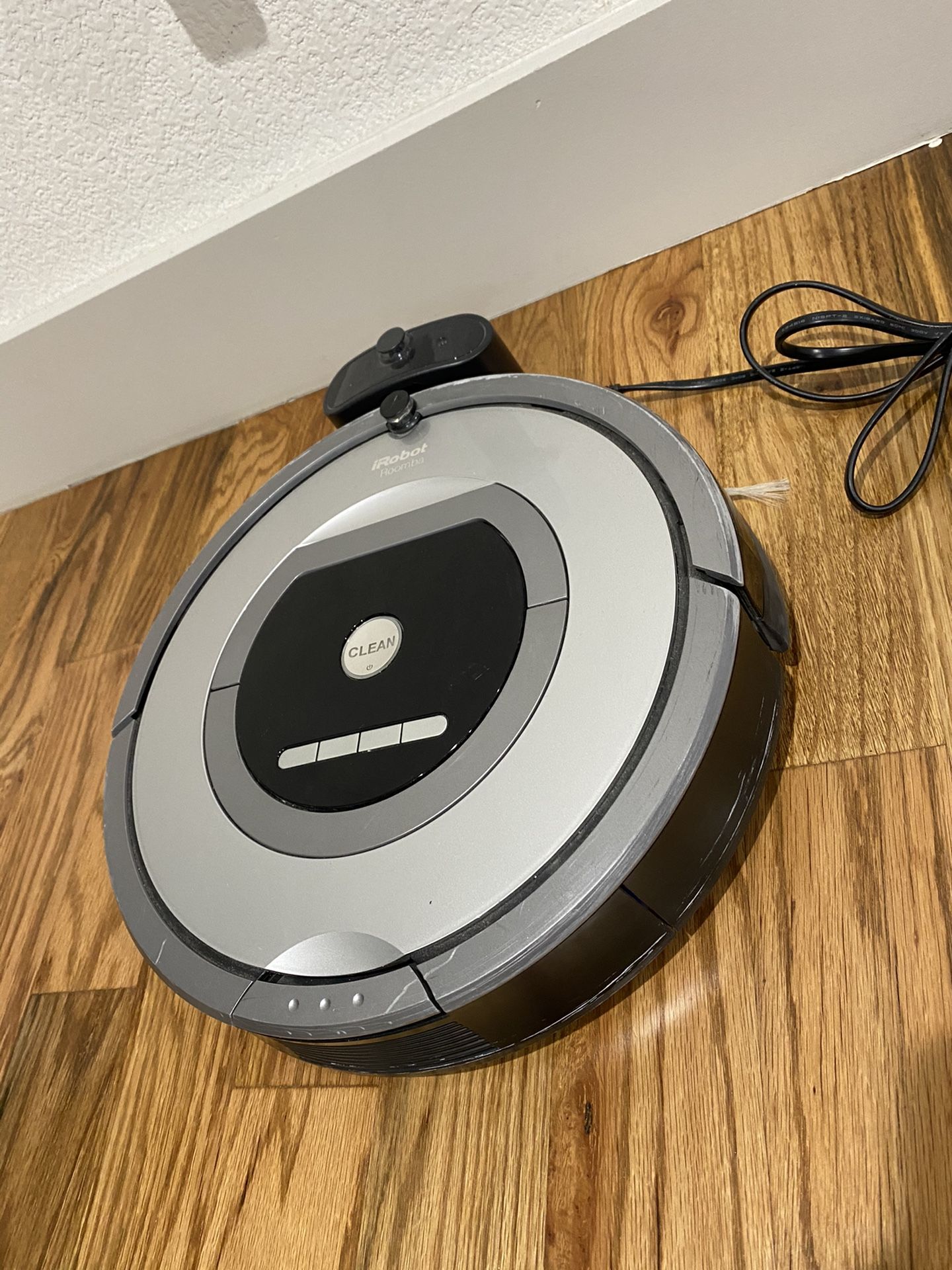 iRobot Roomba 761 vacuum for Sale in Dallas, TX OfferUp