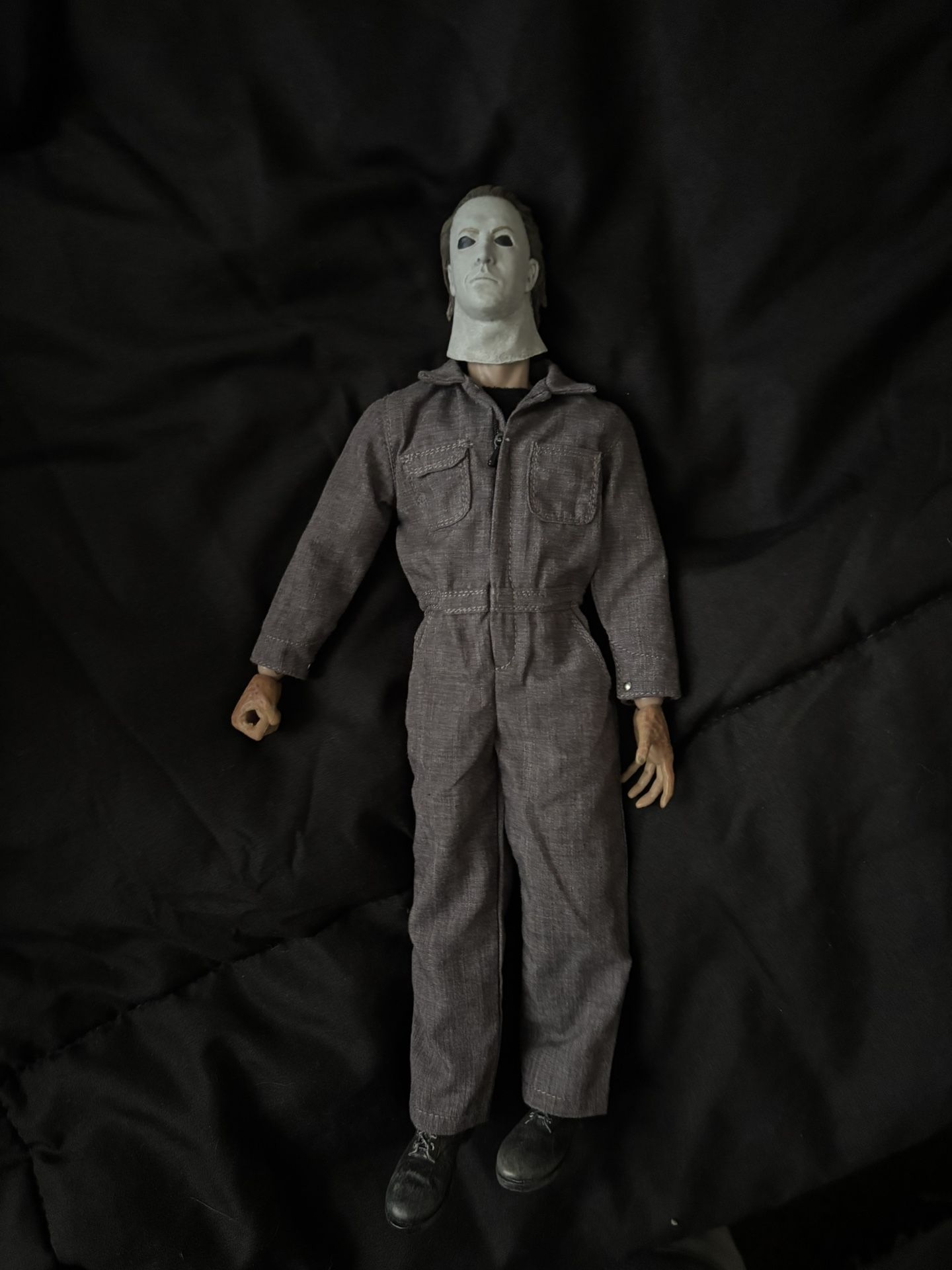 Michael Myers 16 scale
