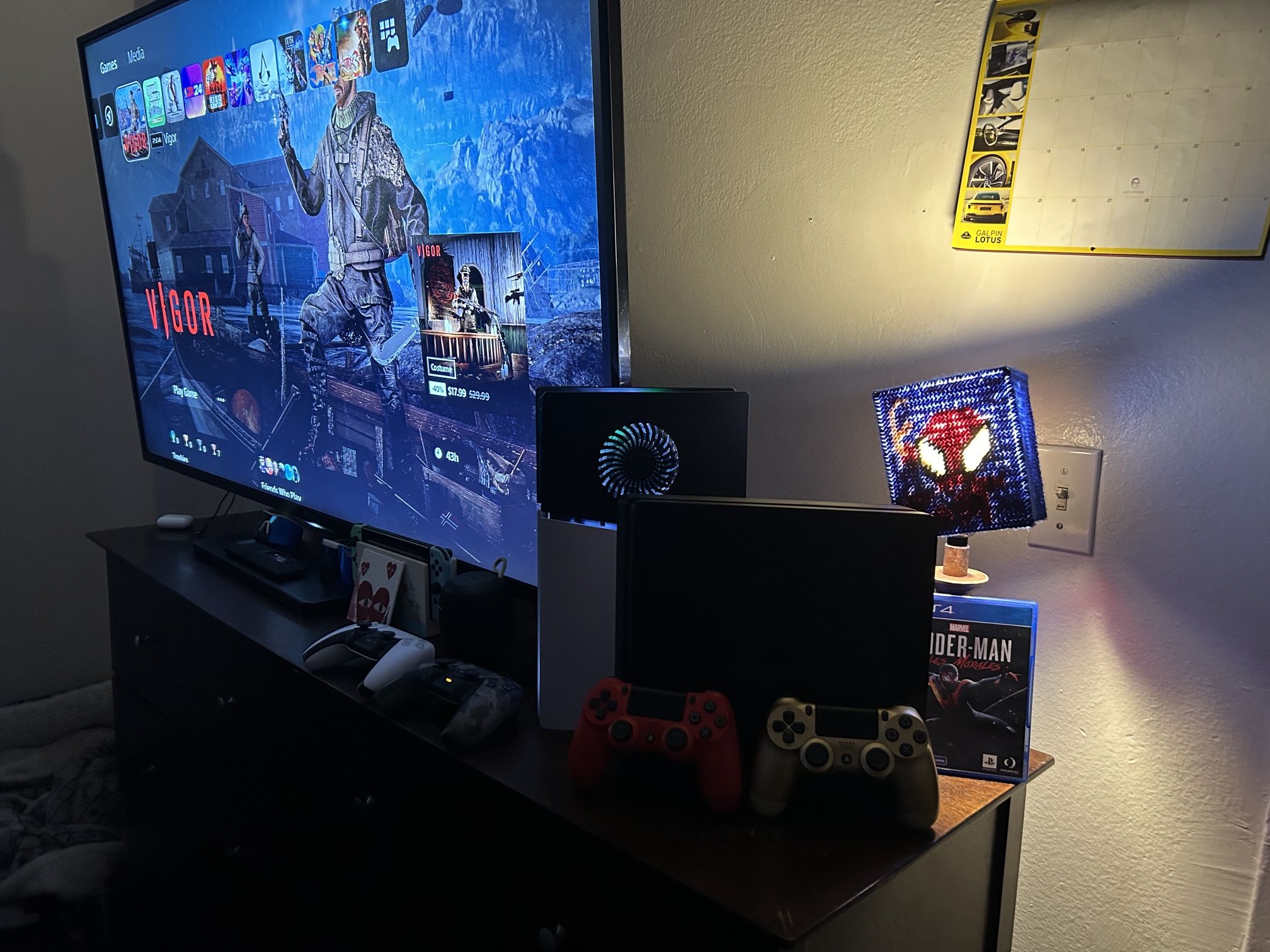 PlayStation 4 SLIM BUNDLE