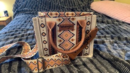 Wrangler Southwestern Print Canvas Tote Handbag