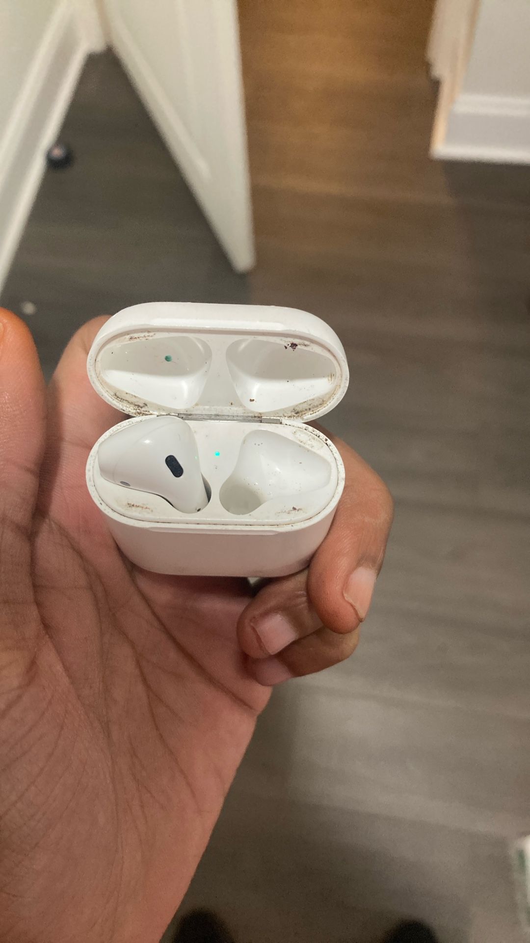 Left Apple Air Pod