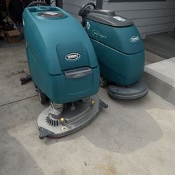Tennant T3 And T500 Floor Scrubber 