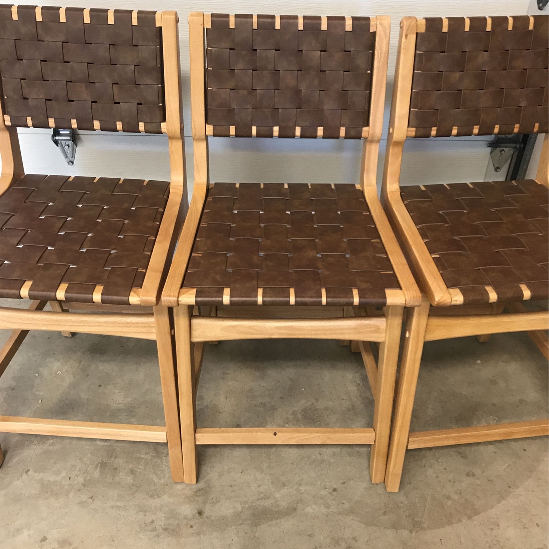 Brand New 5 Kitchen Counter Stools