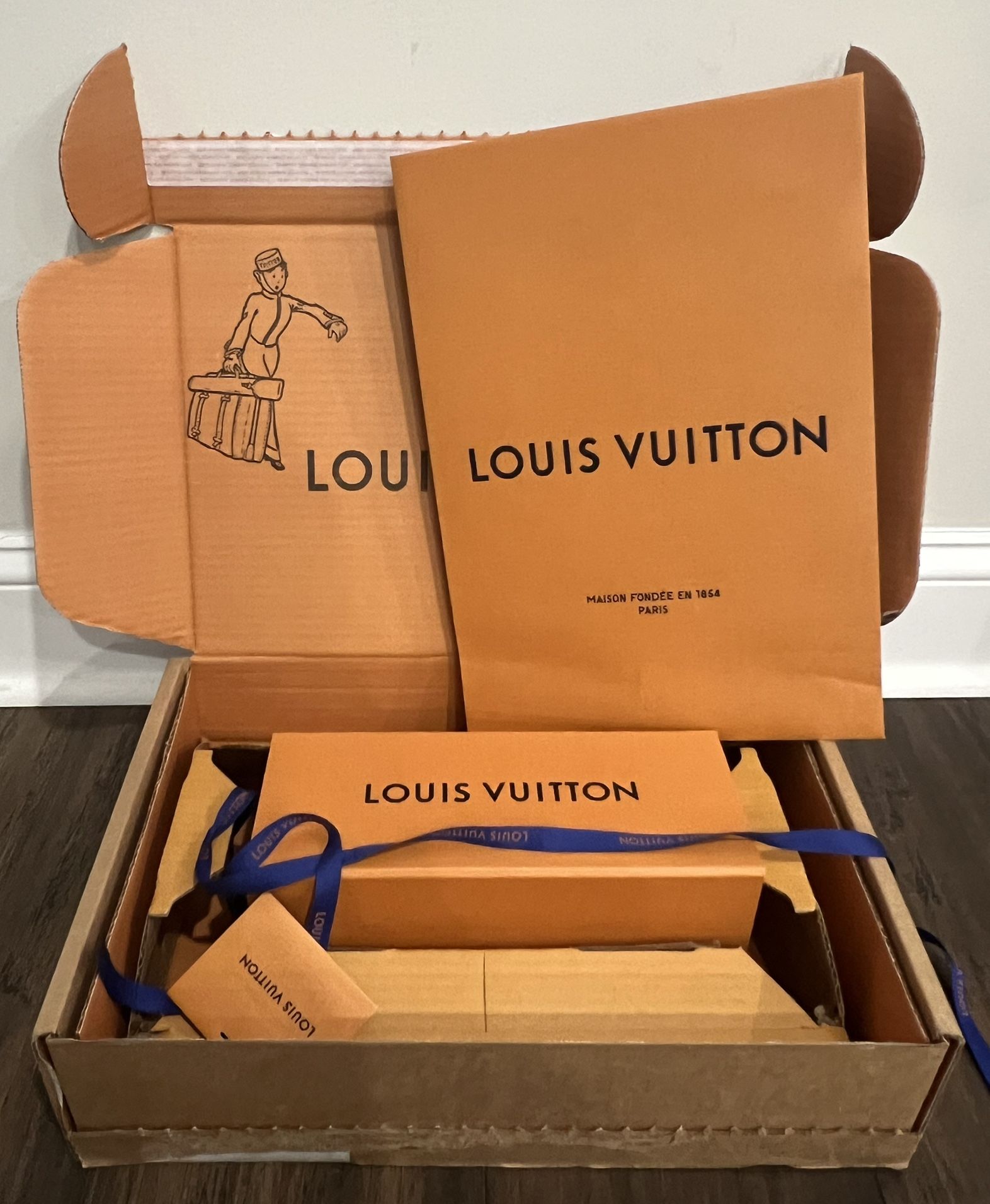 Louis Vuitton Small/Med EMPTY Orange Box And Bag (fits Scarf or Perfume Bottle)