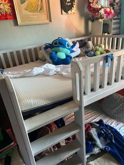 STRONG Full loft bed