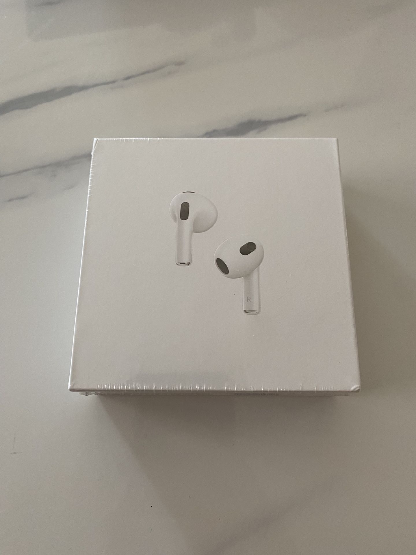 AirPods Gen 3