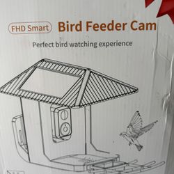 Bird Feeder with Camera