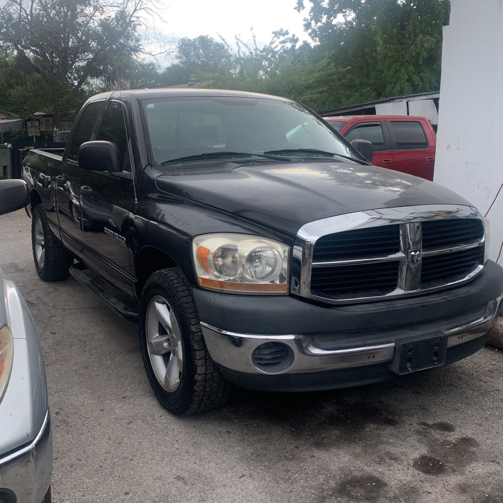 2006 Dodge Pickup