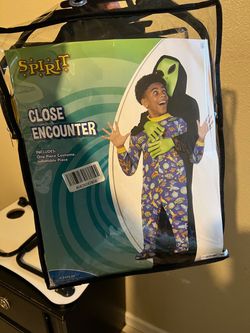 Close encounter costume for kids