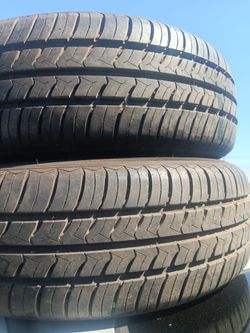 Vendo 2 Llantas Usadas 215 70 15