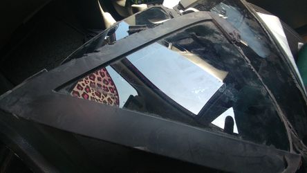 Vidrios esquineros. Delanteros y traseros de Ford fiesta