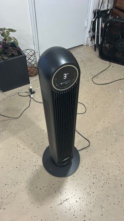 DREO tall fan digital screen