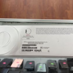 Apple Series 7 41MM Gps & cellular New Sealed 
