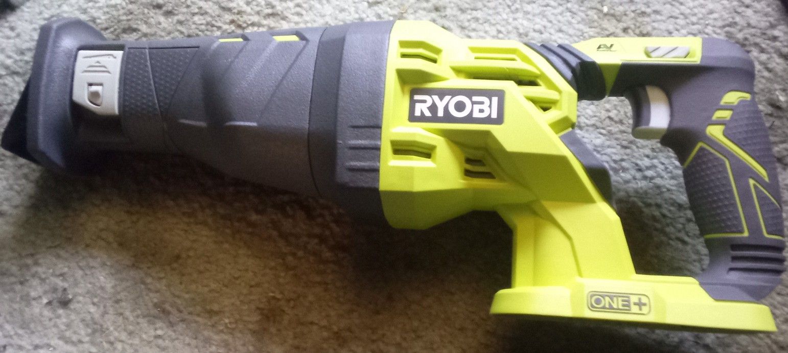 ONE+ 18V Cordless Reciprocating Saw (Tool Only