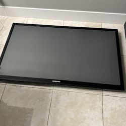 Samsung 47 Inch Tv  $$40