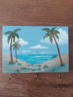 Hand painted beach scene key holder art painting