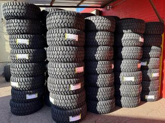 33/1250/22 MT TIRES SET AVAILABLE