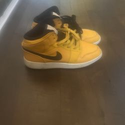 Air Jordan’s Size 6y