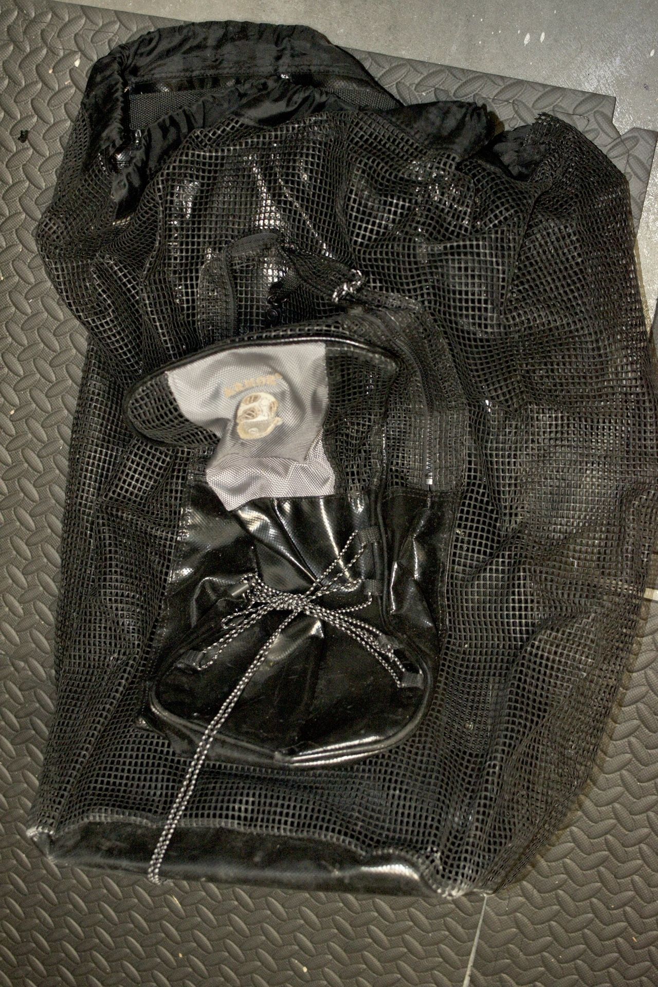 Armor Duffle Wheeled Diving Backpack