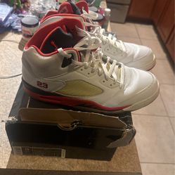 Jordan 5 Fire Red Size 13