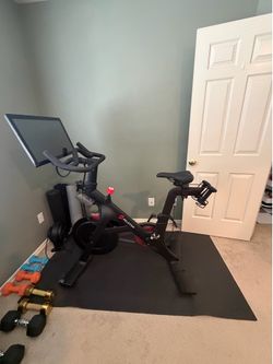 2021 Peloton - lightly used