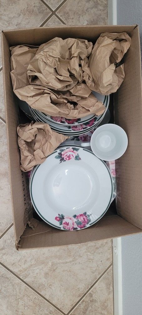 Large Mixed China Set
