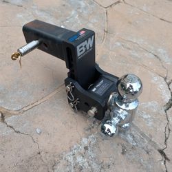 B&W Stow And Tow 2.5 Inch Shank