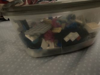 Bulk random lego pieces