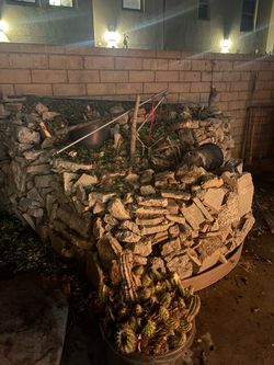 Rocks to decorate yard