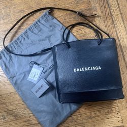 BALENCIAGA SMALL NORTH SOUTH SHOPPING TOTE BAG