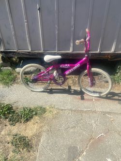 Girls bike
