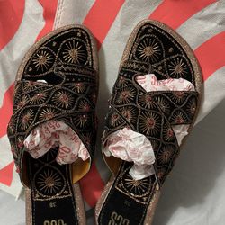 Black Flats In 6.5 And 7.5 US