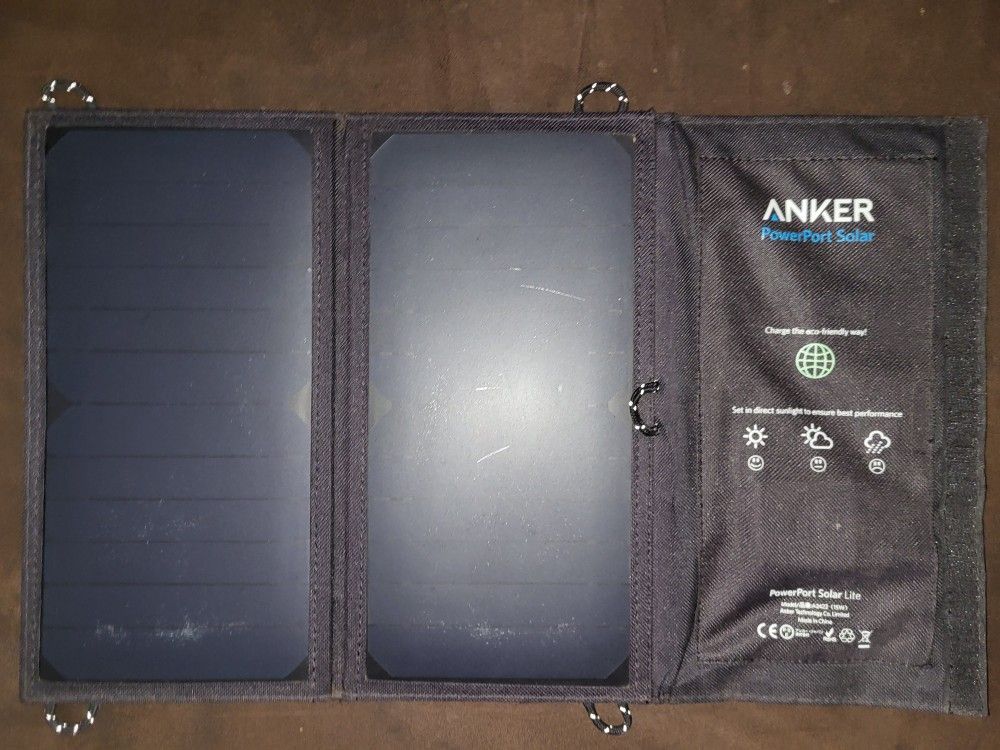 Anker PowerPort Solar Lite
