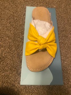 Cliffs Yellow Sandals💛🩴
