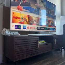 Modern Tv Stand ( Like-new Condition)