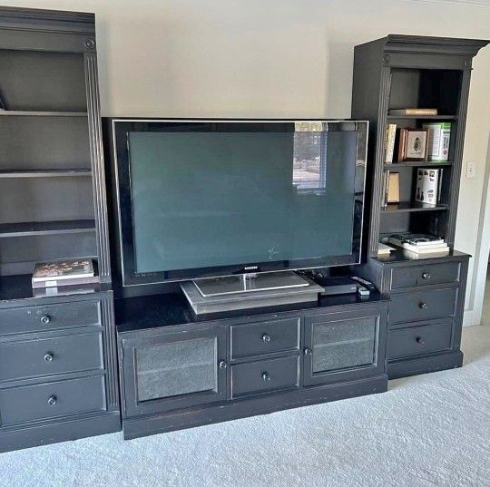 Ethan Allen Entertainment Center Pitted Black for Sale in Chesapeake