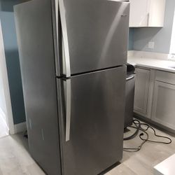 Electric Range + Refrigerator