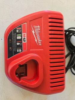 Milwaukee Tool C12c M12 Lithium-Ion Battery Charger
