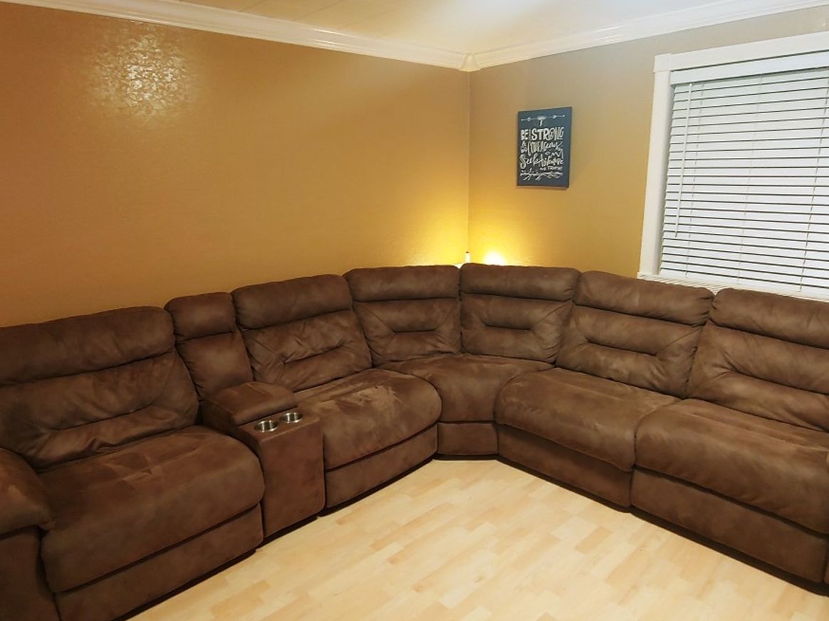 Reclining Sectional Couch