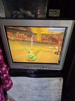 20" Vintage Sylvania CR202SL8 Flat Screen CRT Retro Gaming TV