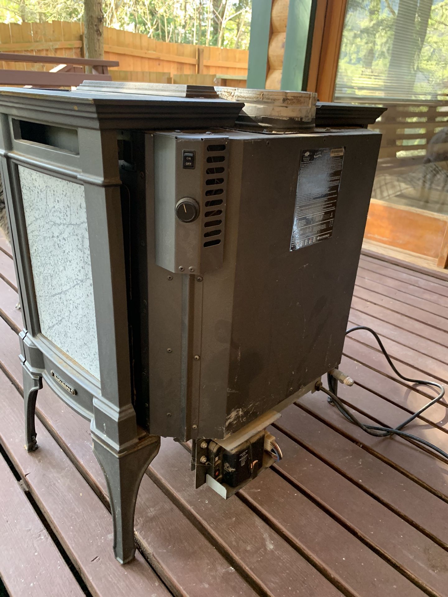 Lopi Berkshire gas stove for Sale in Enumclaw, WA OfferUp