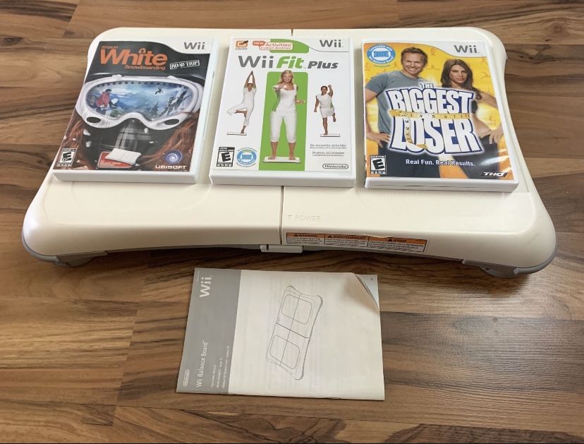 Nintendo Wii Balance Board with 3 Games (WORKS GREAT!)