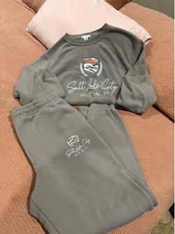 Women’s Two piece sweats