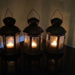 Three Indoor/outdoor Metal And Glass Functional Candle Lanterns With Wxtrapii