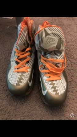 Stoudemire’s Nike Sneakers